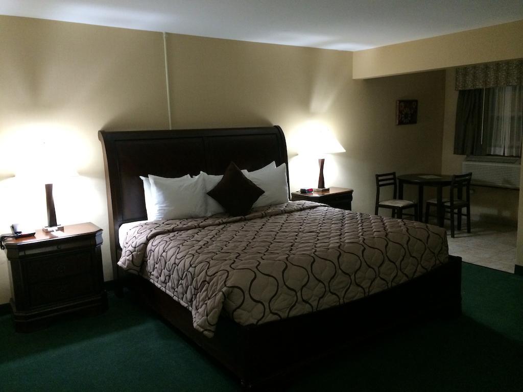 Pacer Inn & Suites Motel Делавер Номер фото