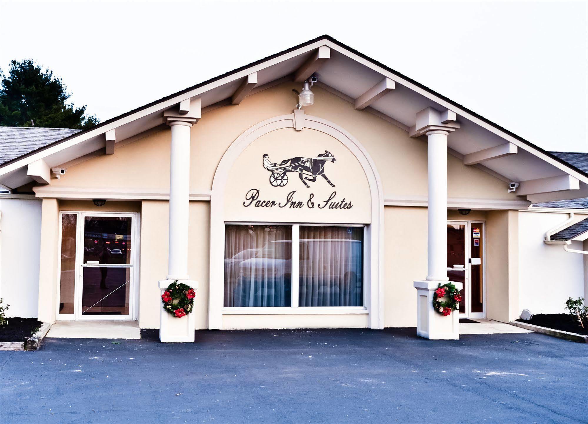Pacer Inn & Suites Motel Делавер Екстер'єр фото